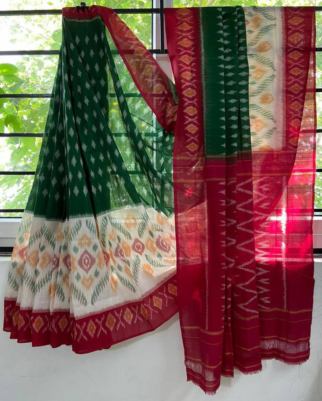 MG 113 Mangalya Plain Linen Digital Print Saree Catalog